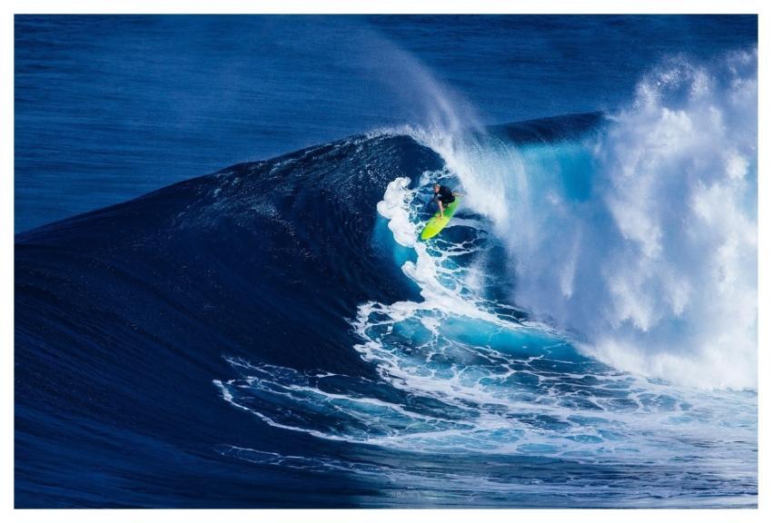 Beach Surfing Wave Man