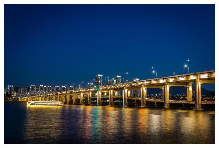 Night Apartments On Star Bridge City