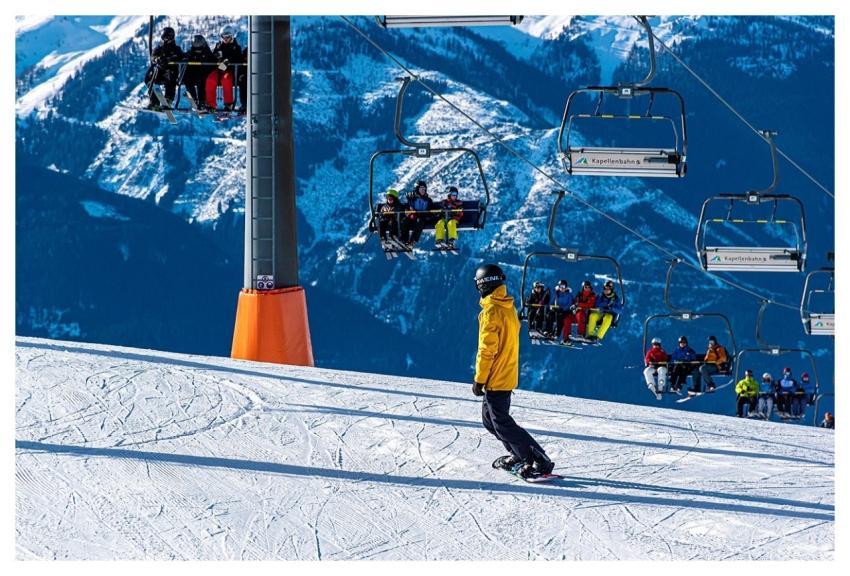 Snowboarding Ski Resort 4K Wallpaper Slopes