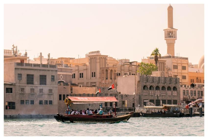 Boat River Tour City