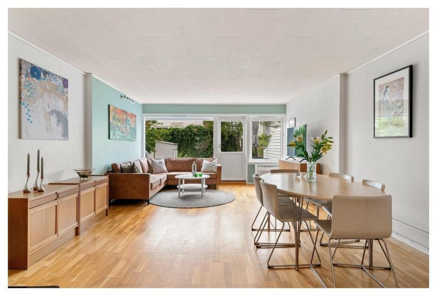 House Living Room Sofa Real Estate