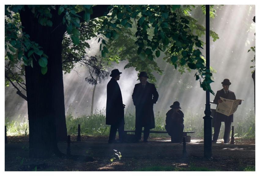 Men Woman Newspaper Nature