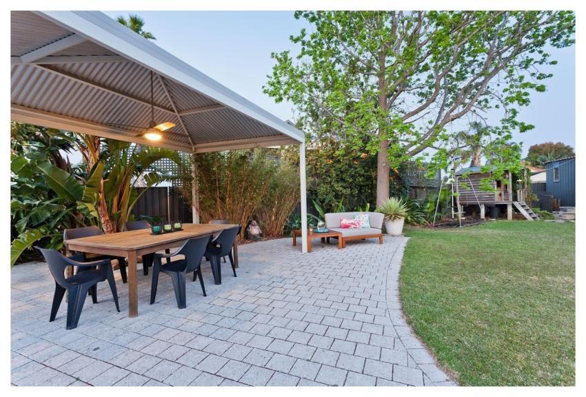 Alfresco Dining Entertaining Lifestyle
