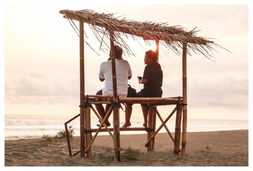 Couple Beach Vacation Sky