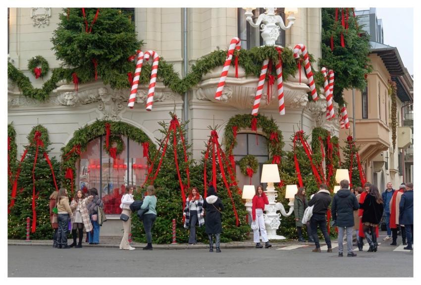 People Building House Decoration
