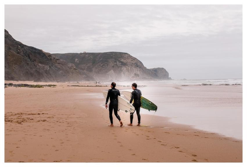 Surfer Ocean Algarve Nature