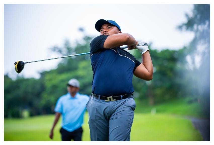 Man Golf Golfer Ball