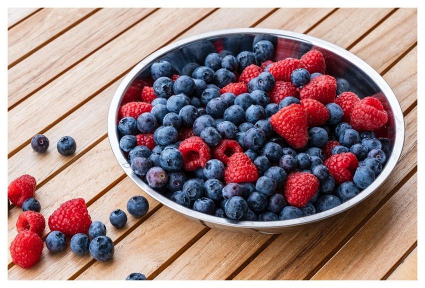 Raspberries Blueberry Fruit Food