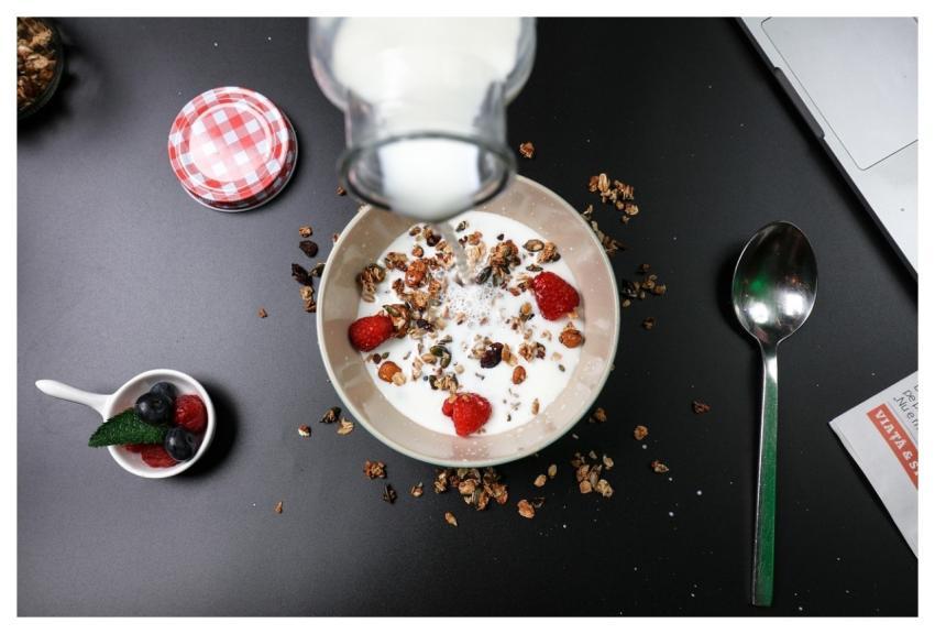 Berry Breakfast Cereal Milk Cream