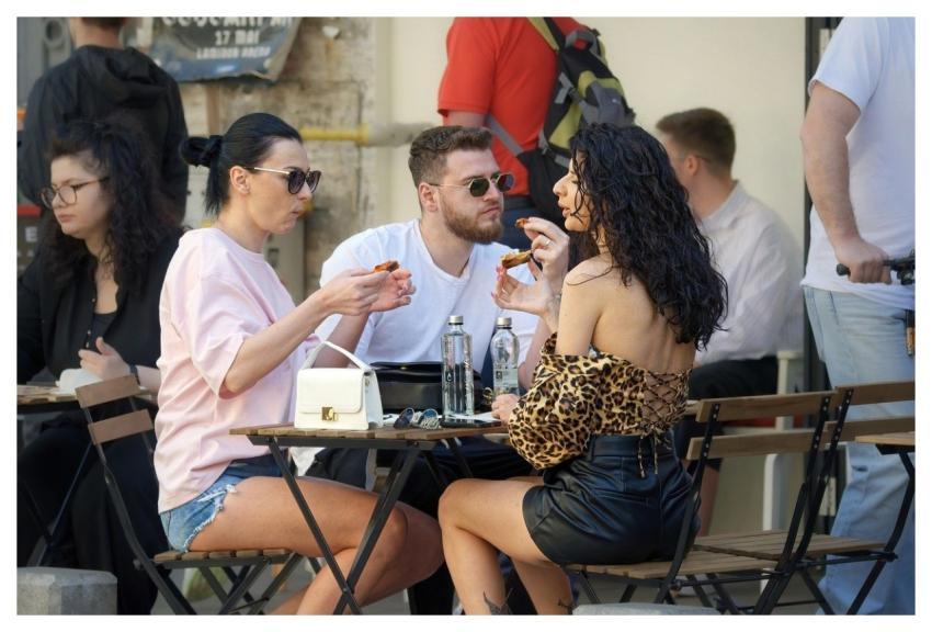 Snapshot People Sitting Table