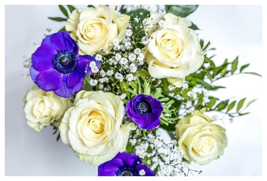 Bouquet Roses Anemone White Roses