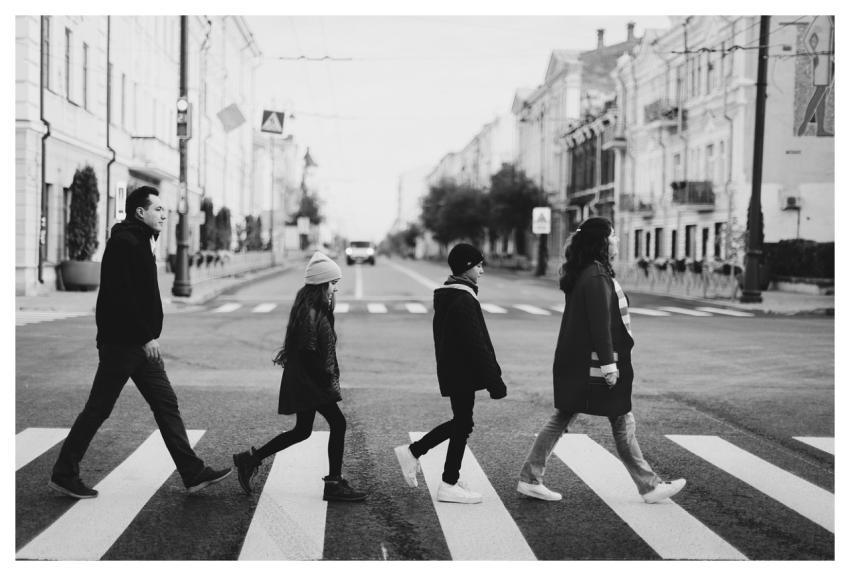 Kids Family City Road