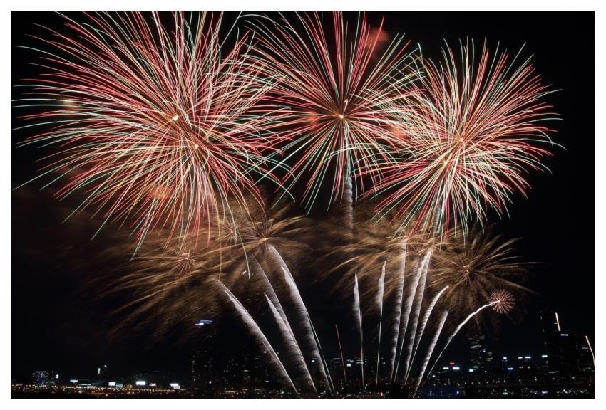 Seoul International Fireworks Festival Night Sky Y