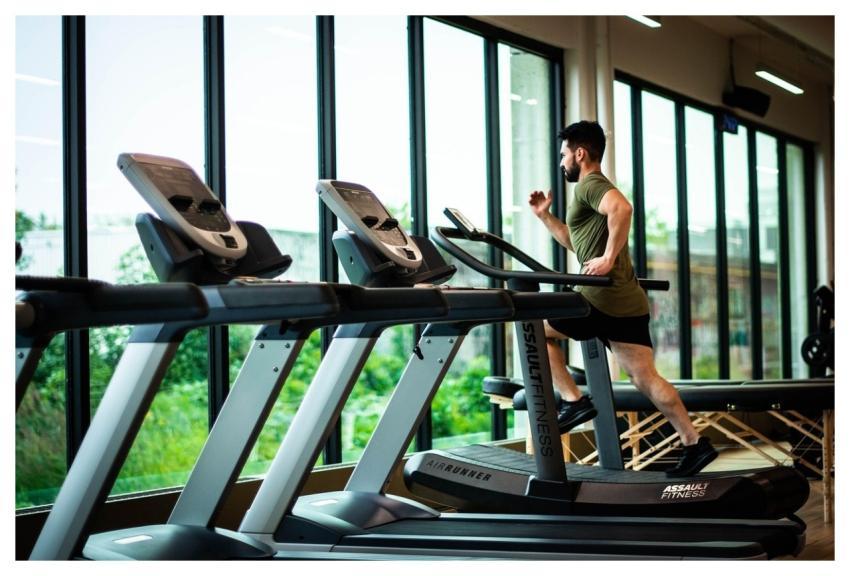 Man Treadmill Run Training