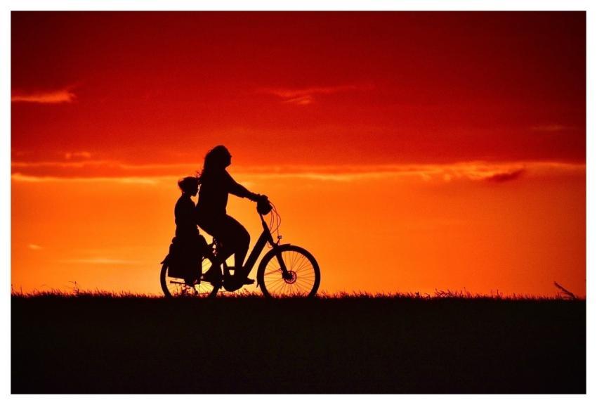 Woman Silhouette Sunset Light