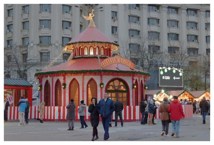 Christmas Fair Santa's House Holiday People