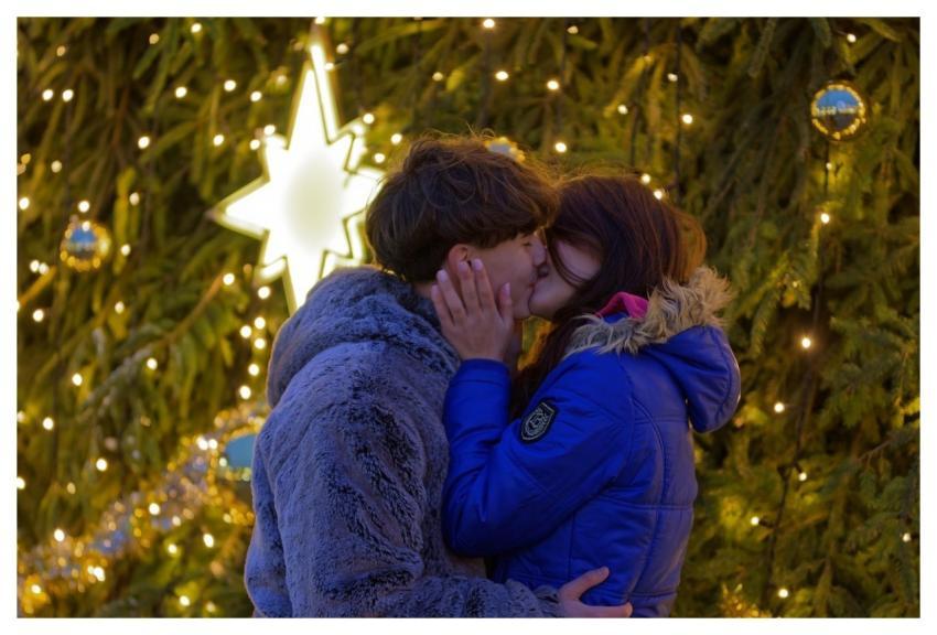 Couple Kiss Romance Lovers