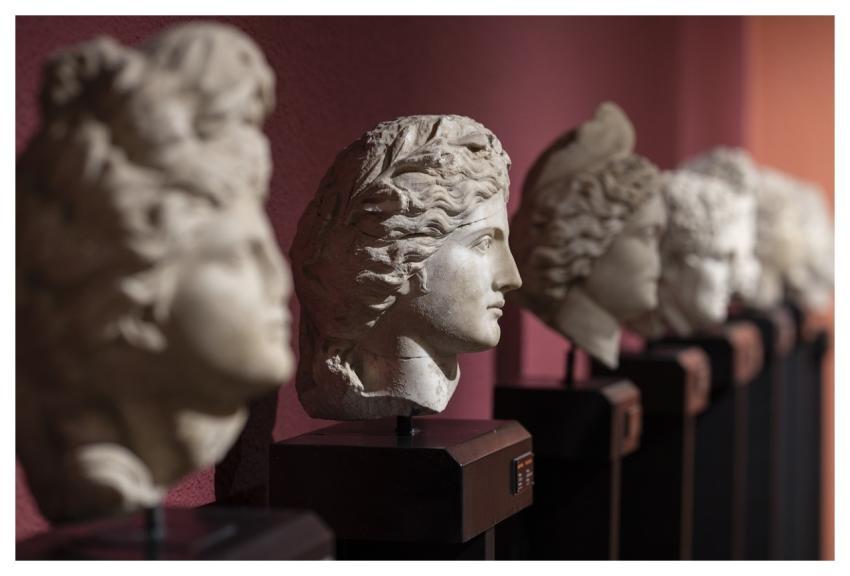 Bust Head Sculpture Art