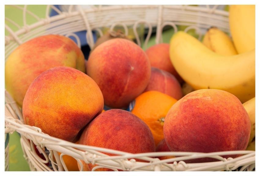 Peaches Fruit Fruit Basket Ripe