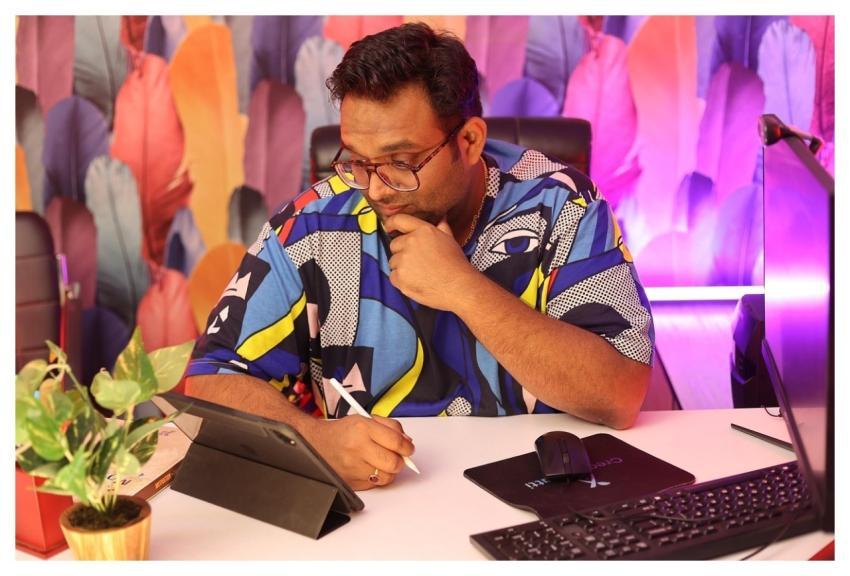 Business Corporate Designer Artist