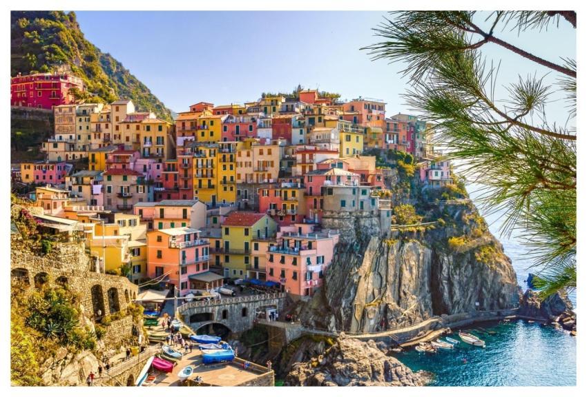 Houses Cliff Sea Italy