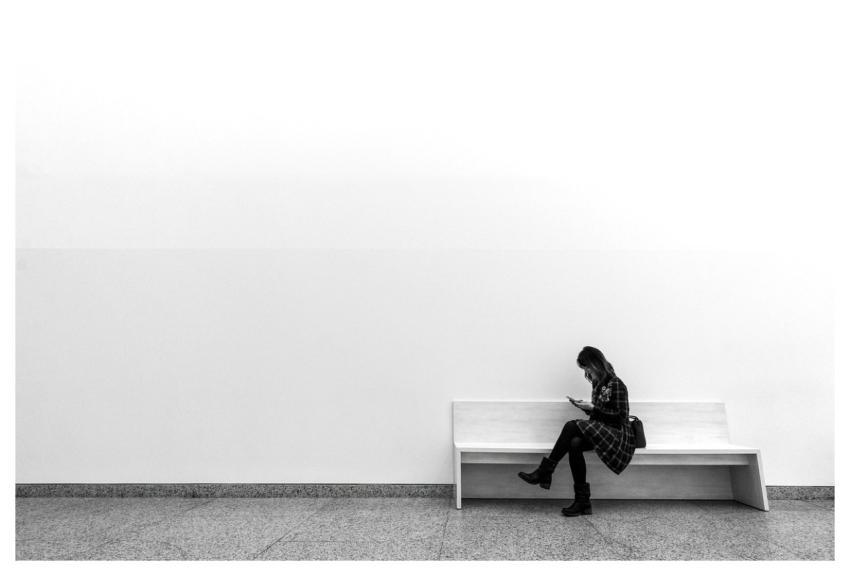 Women One Wall Minimalism