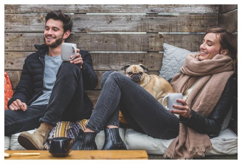 Merry Christmas Man Woman Dog