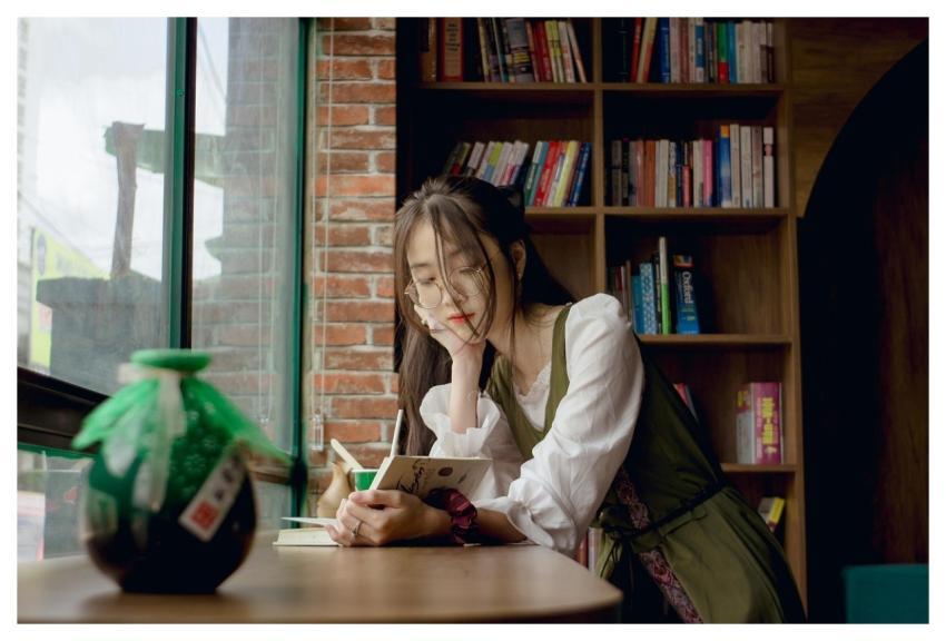 Woman Reading Library Beauty