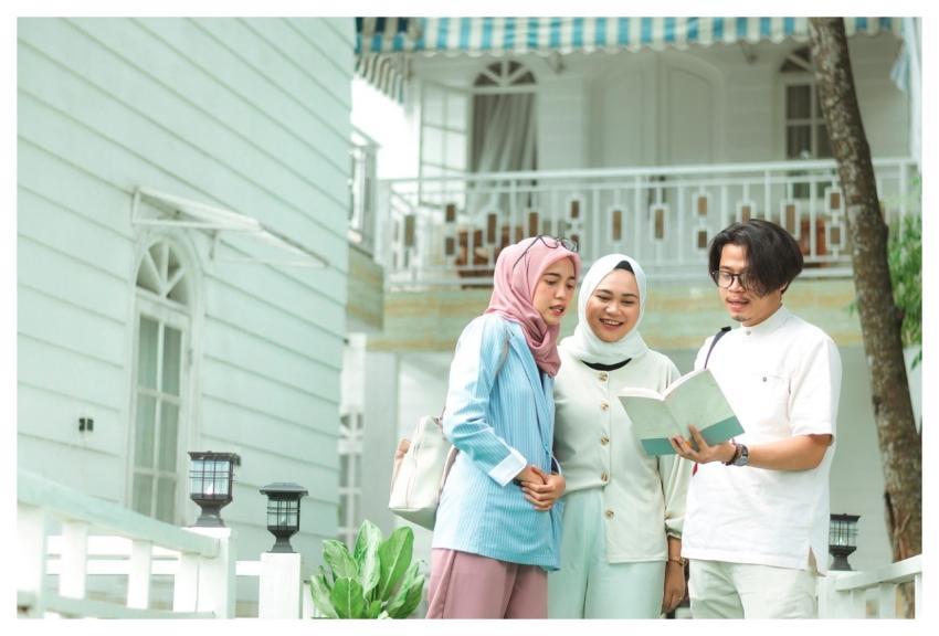 Muslim Friends Education Learning