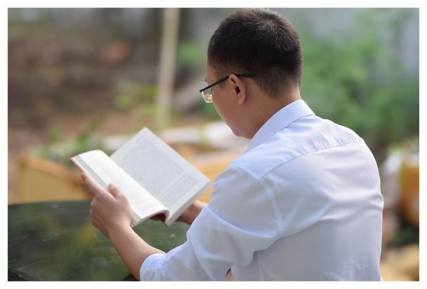 Reading Man Education Story