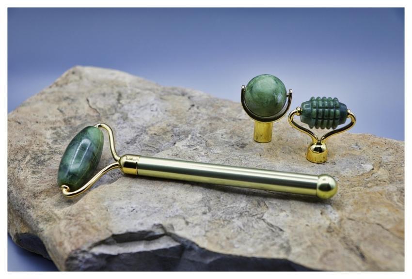 Jade Face Roller Rock Therapy