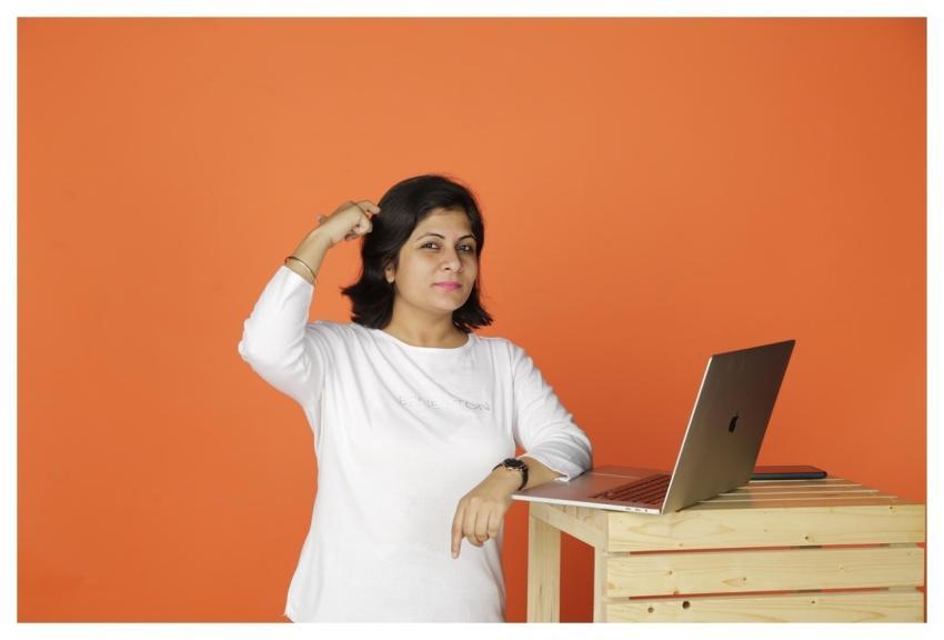 Woman Business Laptop Office