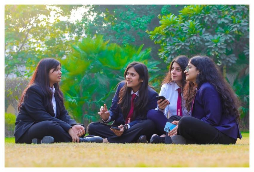 Women Students College University
