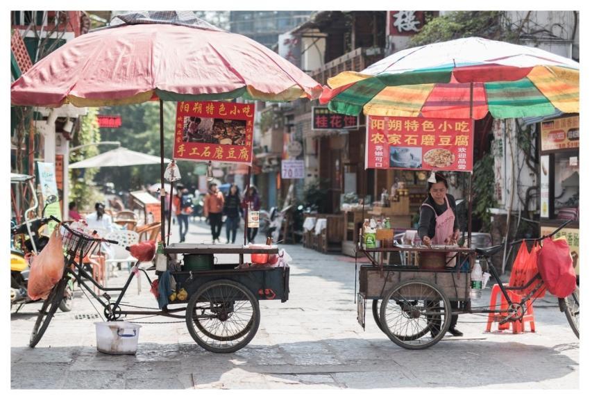 China Street Street Vendors Guilin
