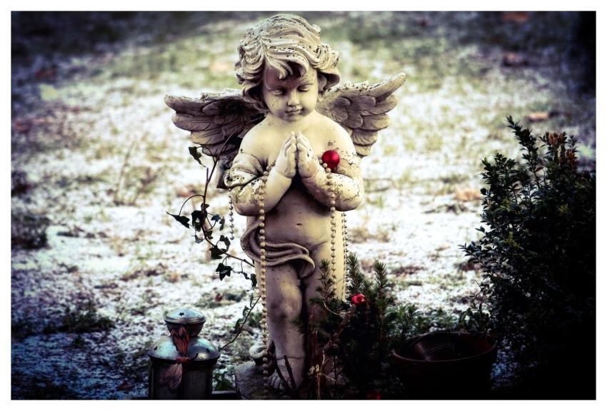 Angel Putt Sculpture Dig