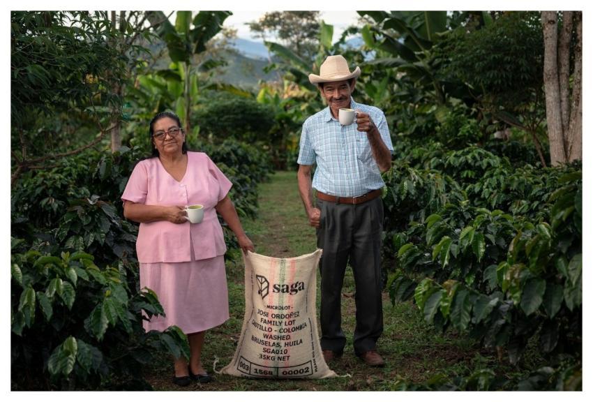 Coffee Couple Farmer Agriculture