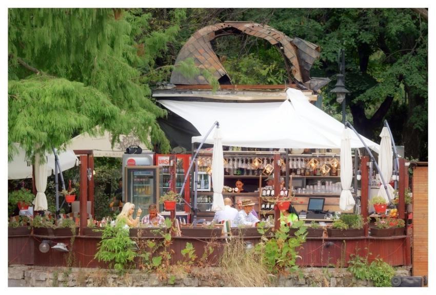 Restaurant People Drinks Relaxation