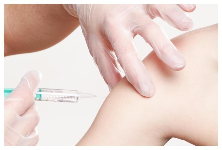 Vaccination Impfspritze Medicine Doctor