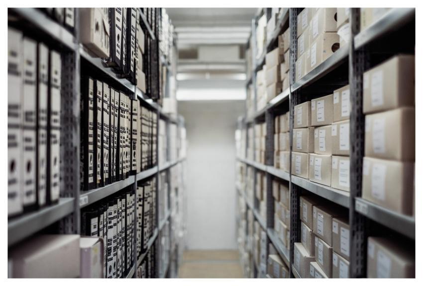 Archive Boxes Shelf Folders