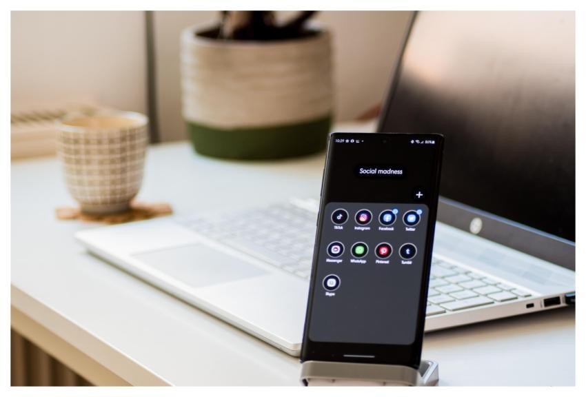 Smartphone Phone Desk Business