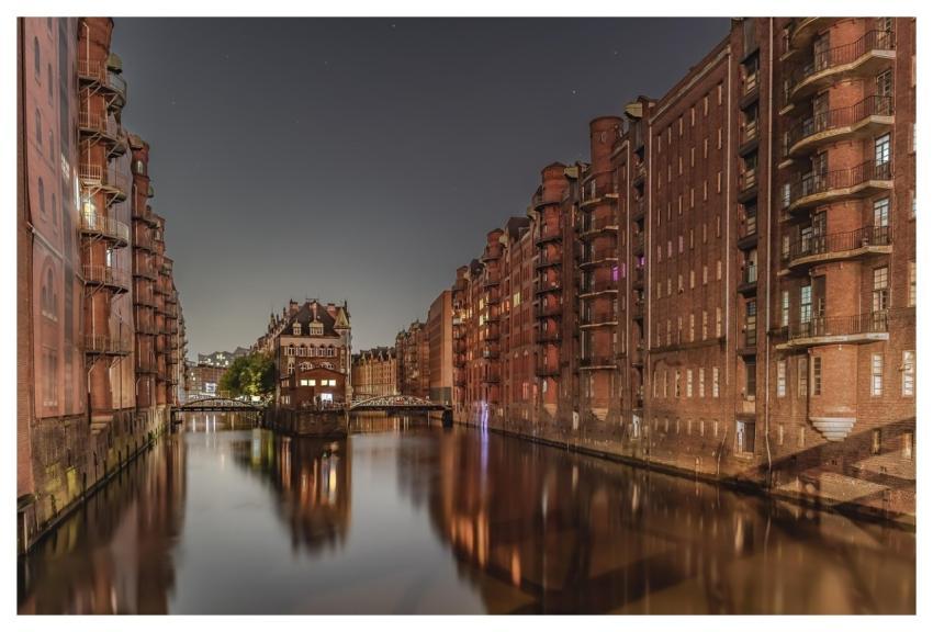 Hamburg Speicherstadt Night Photography Water Refl