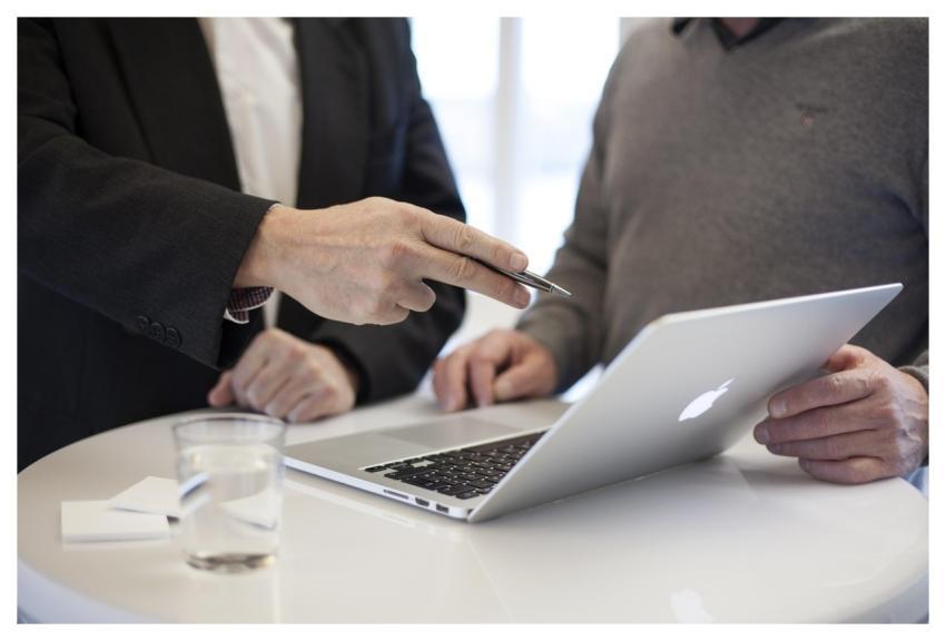 Consulting Edp Businessman Business People