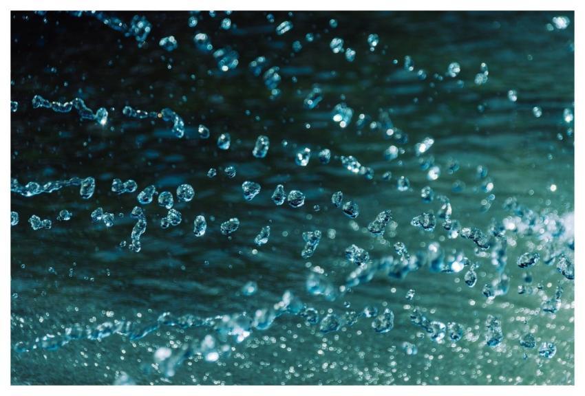 Water Drops Splash Fountain