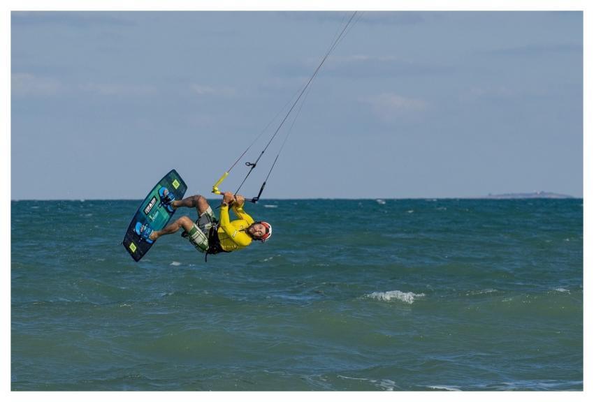 Kitesurfing Kiteboarding Extreme Sport Water Sport