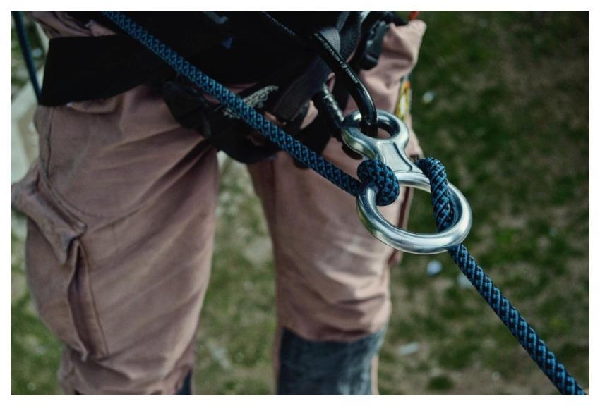 Rappelling Adventure Climbing Carabiner