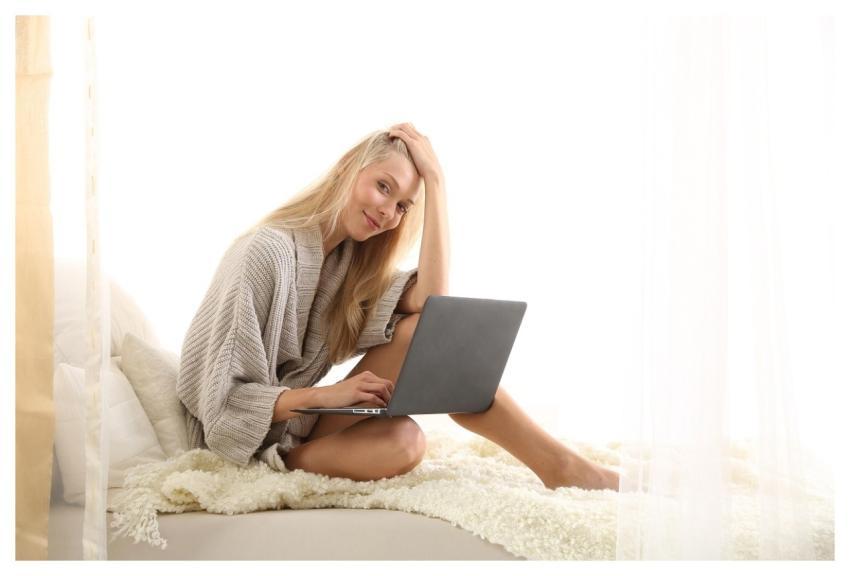Bed Woman Work Laptop