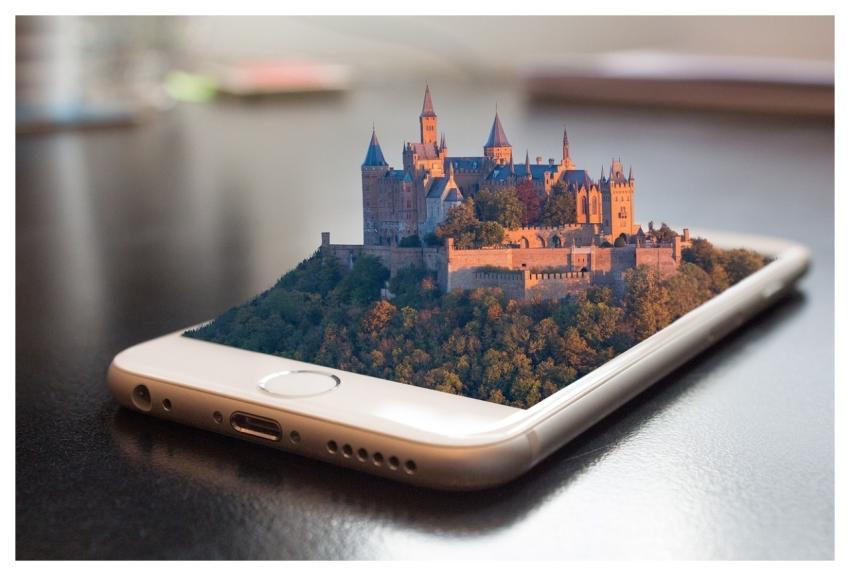 Mobile Phone Metaverse Smartphone Hohenzollern Cas