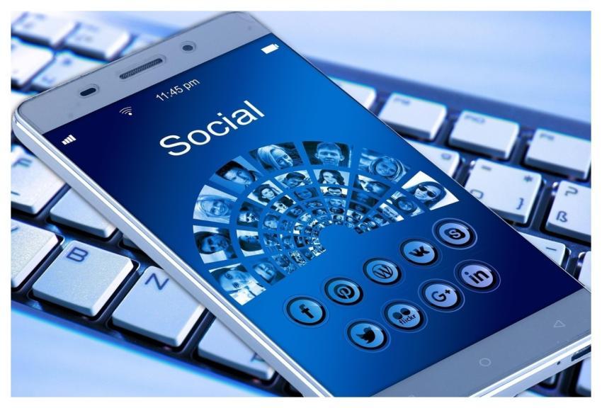 Mobile Phone Smartphone Keyboard App