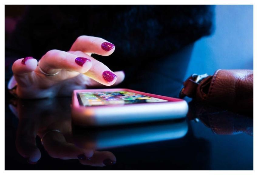 Girl Mobile Phone Screen