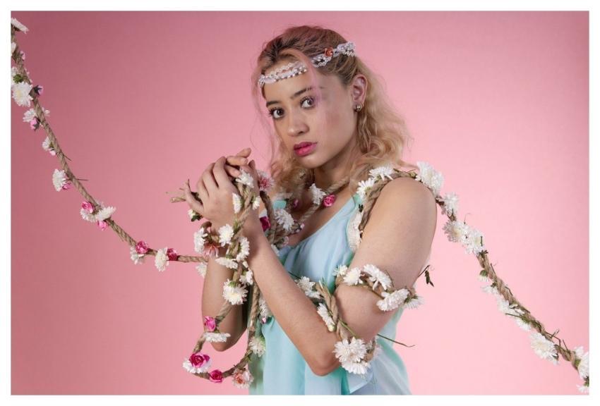 Female Dancer Dancer Flower Wallpaper Ballet